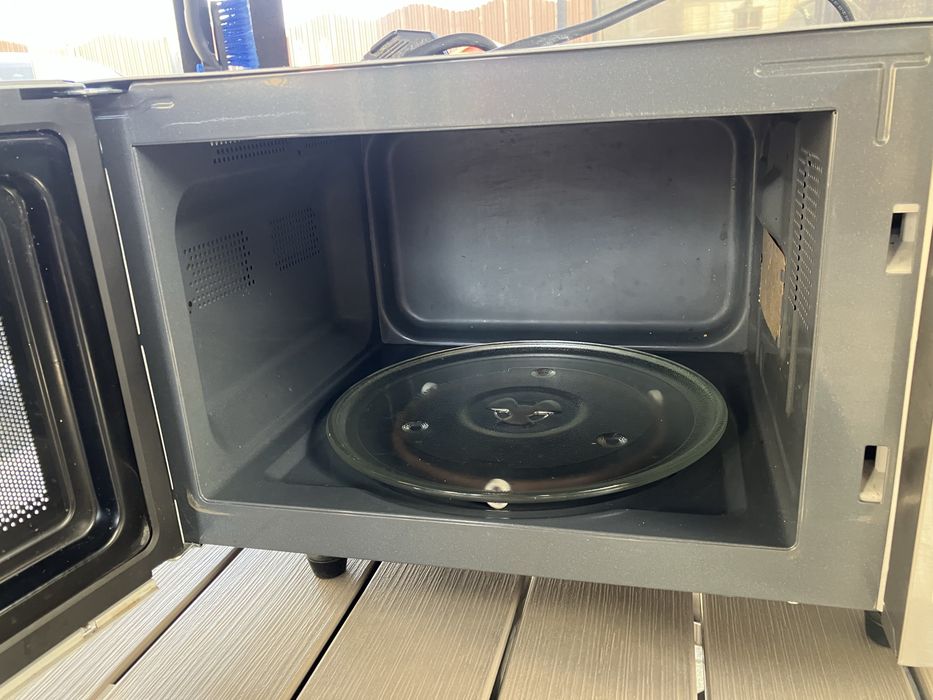 Cuptor cu microunde 26 INOX PYRAMIS semiprofi