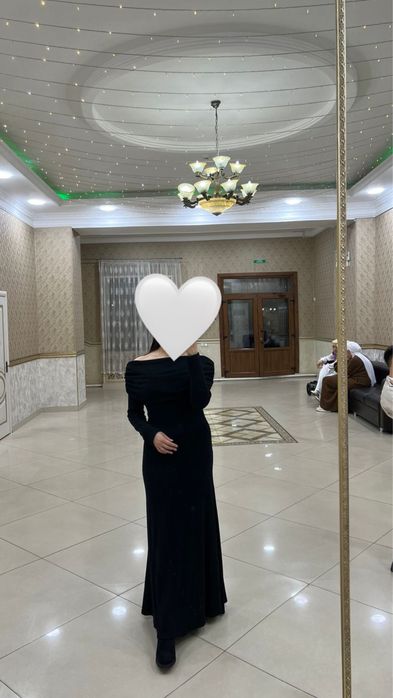 Черное платье