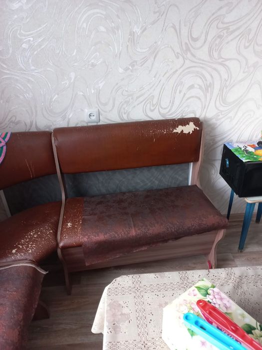 Отдам даром кухонный уголок