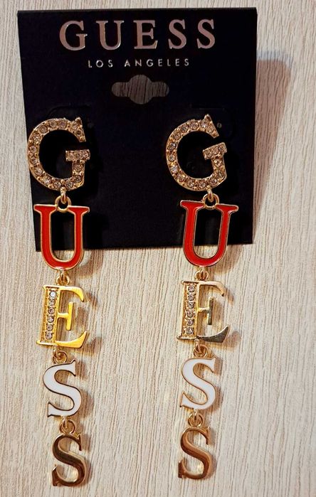 Висящи маркови обици