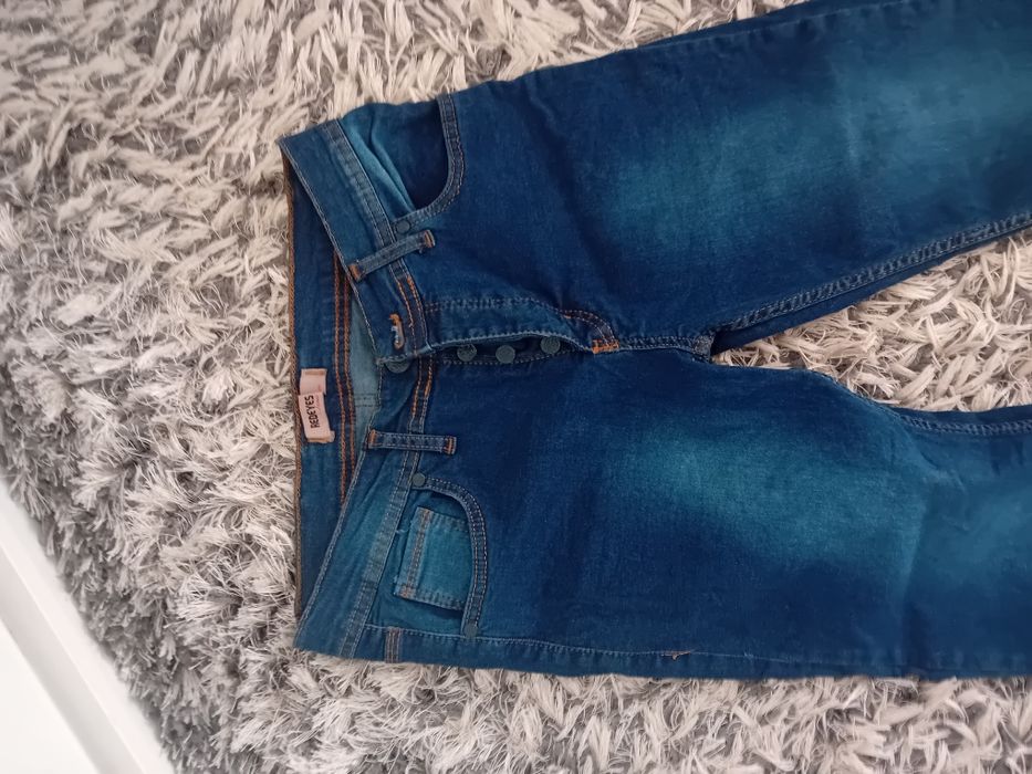 Pantaloni noi din blugi, baieti14-17 ani