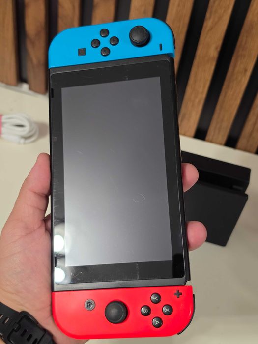 Nintendo Switch V1 Hac 001 cu joc Gear Club 2