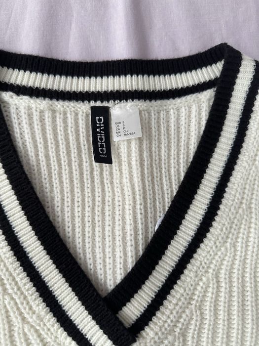 Бял пуловер от H&M