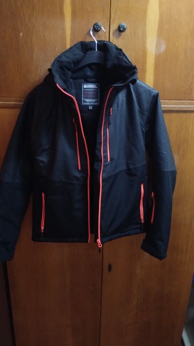 Jacheta de Schi Mountain Warehouse