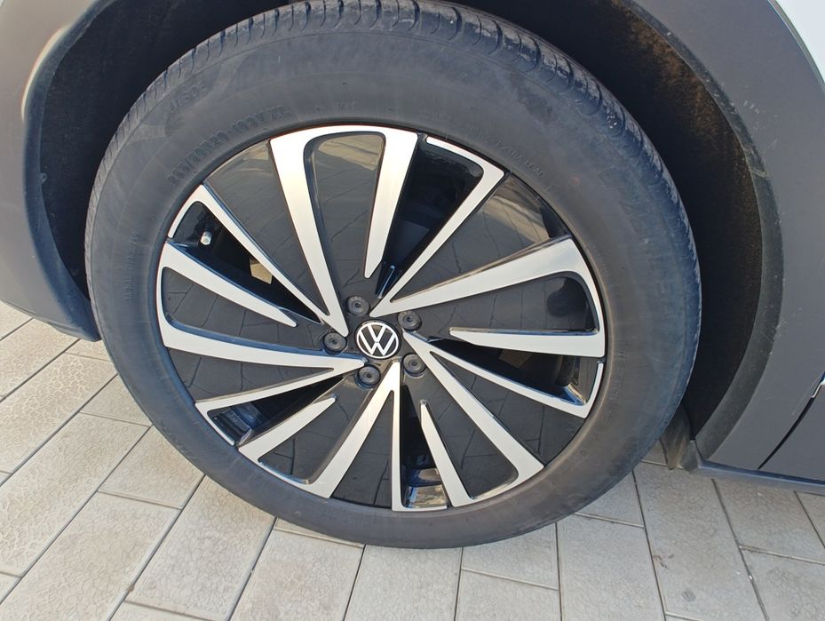 Автошина сотилади