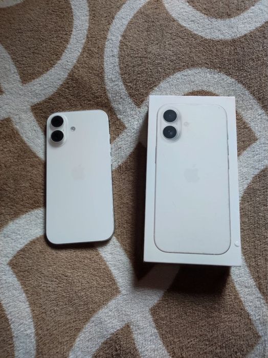 Iphone 17 256гб белый