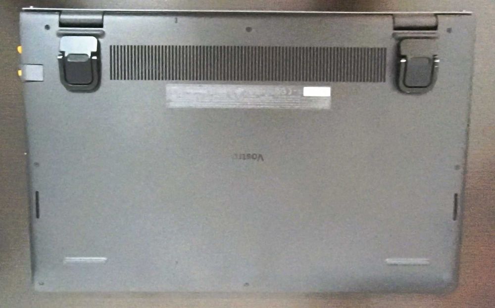 Laptop Dell Vostro 3520