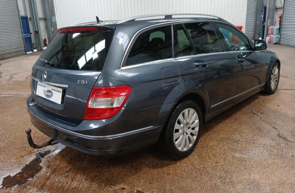 Mercedes S203 Комби C200 CDI Elegance 136 конски сили за части