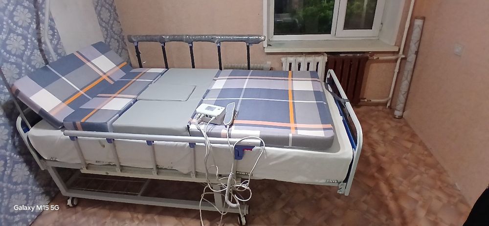 Медицинский кровать