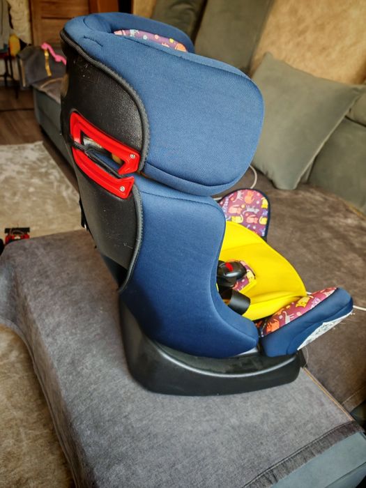 Детское автокресло
