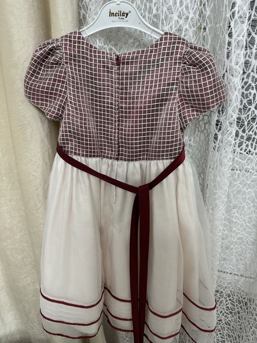 Нарядное платье для девочки