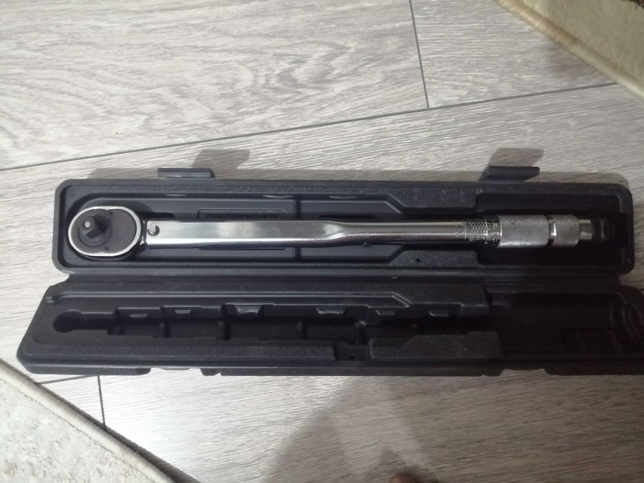 Динамометрический ключ 1/2 torque wrench (28-21on.m