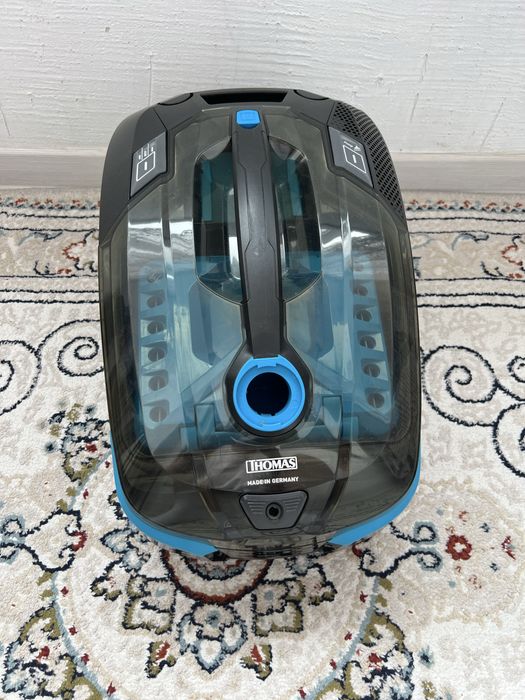 Продам пылесос Tomas
