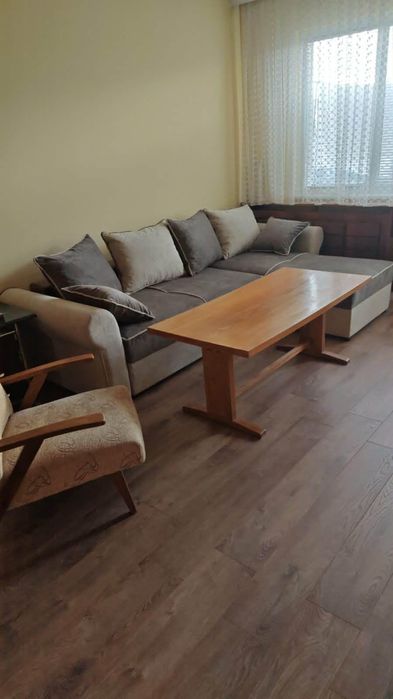 Двустаен апартамент в ж.к. Младост 2.