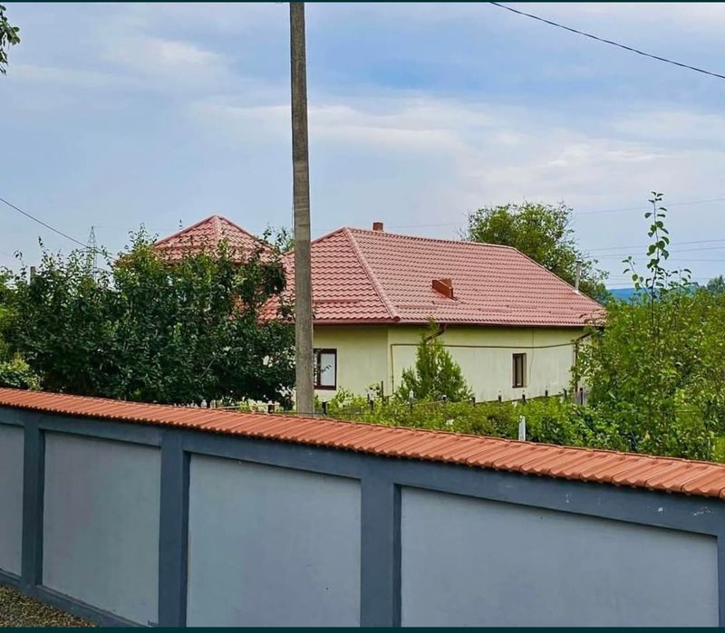 Executam acoperise și reparații