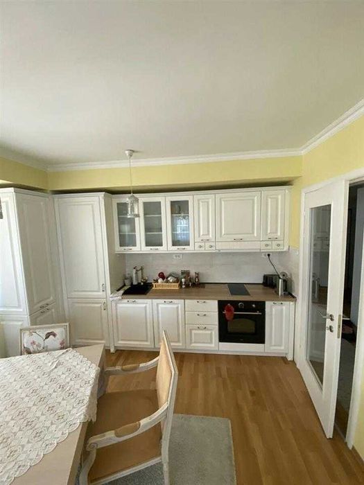 Дава се под наем Тристаен апартамент в Пловдив, Беломорски - 82 кв.м за 321.3 € - Снимка #1