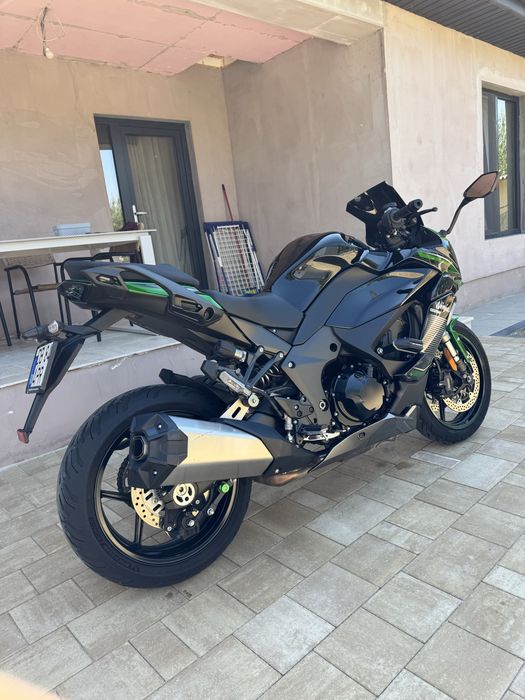 Kawasaki 1000sx 2023, 10.750 km super pret cadou standere fata/spate