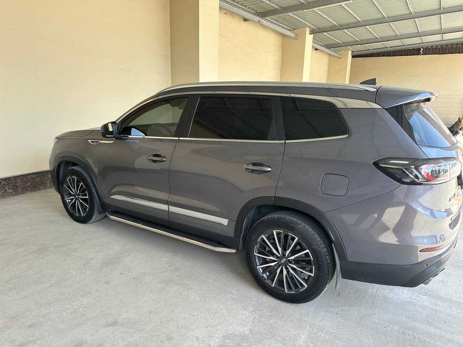 Продается Chery Tiggo 8 Pro Max, 2024г., пробег 30500 км