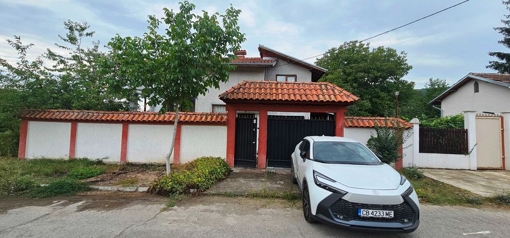 Продава се Къща в с. Прибой, Област Перник - 274 кв.м за 420 €/кв.м - Снимка #3