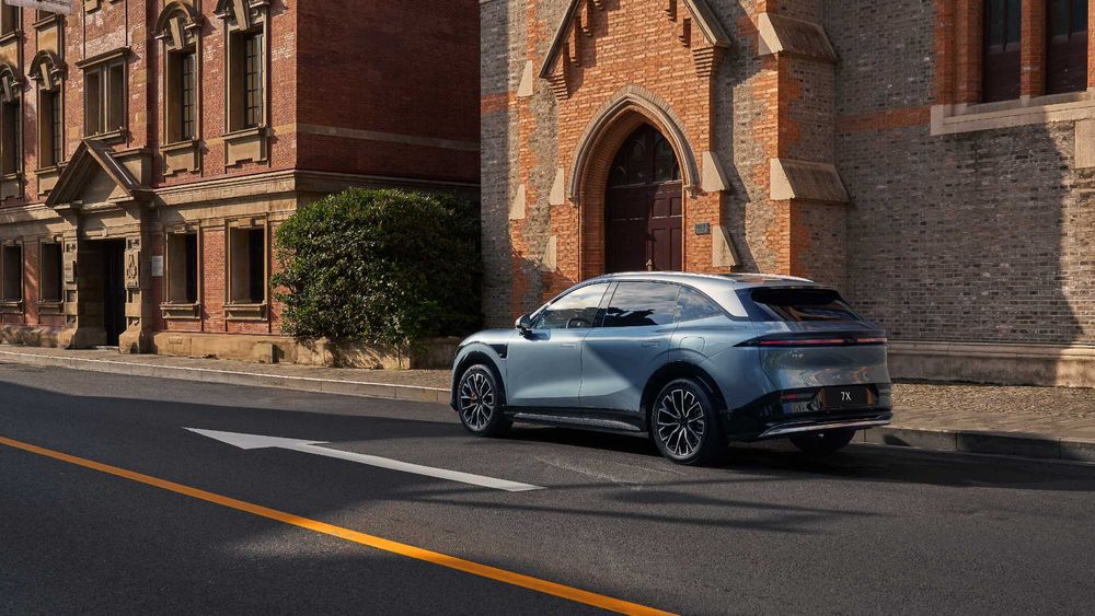 Zeekr 7x в наличии