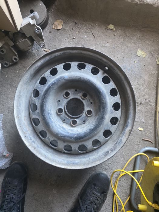 Продам диск мерседес оригинал на запаску