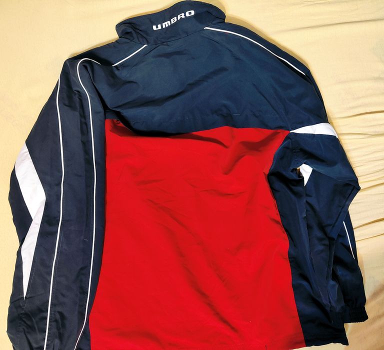 Bluză Umbro  sport