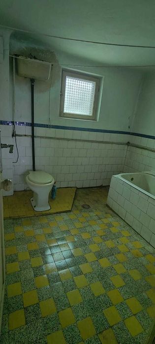 Teren 3382mp si casa de 203mp - De vanzare/de inchiriat