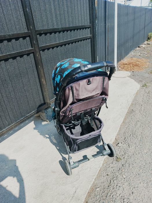 Коляска детская в отличном состоянии