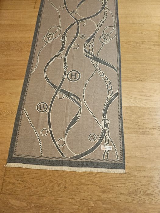 HERMES шал -наметка кашмир