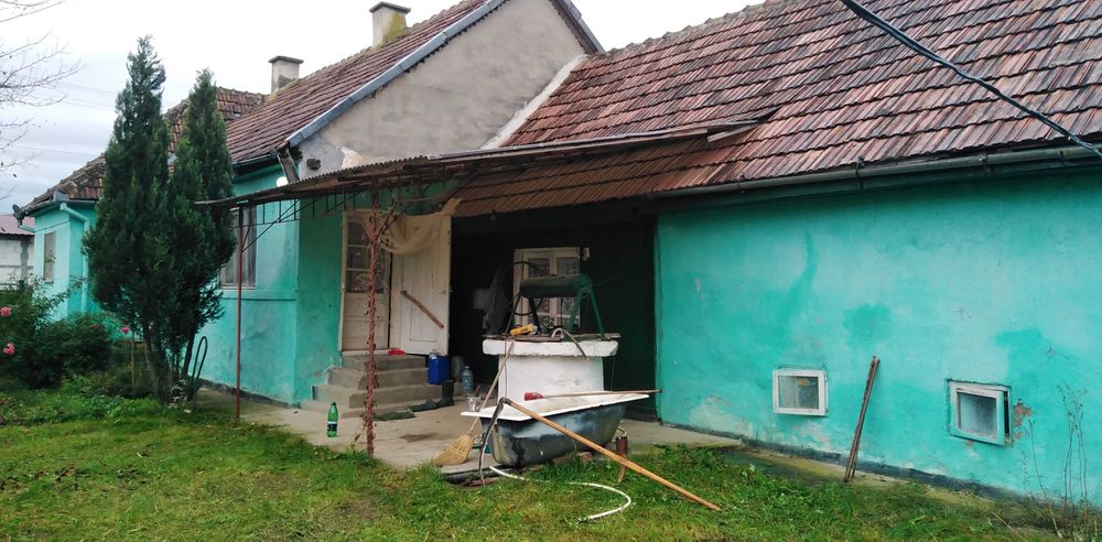 Casă de vânzare în județul Alba, comuna Jidvei, satul Veseuș, nr. 2