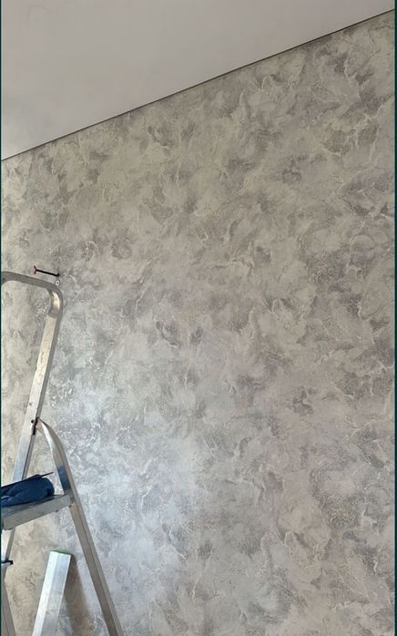 Поклейка обоев краска