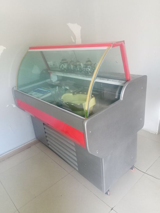 Veterina muzlatgich oshxona uchun