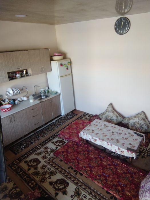 Uchastka 3 sotik 4xona +oshxona