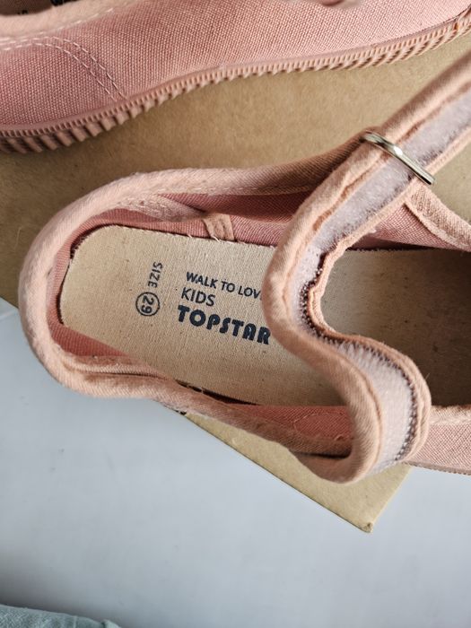 Продам туфли кеды на девочку