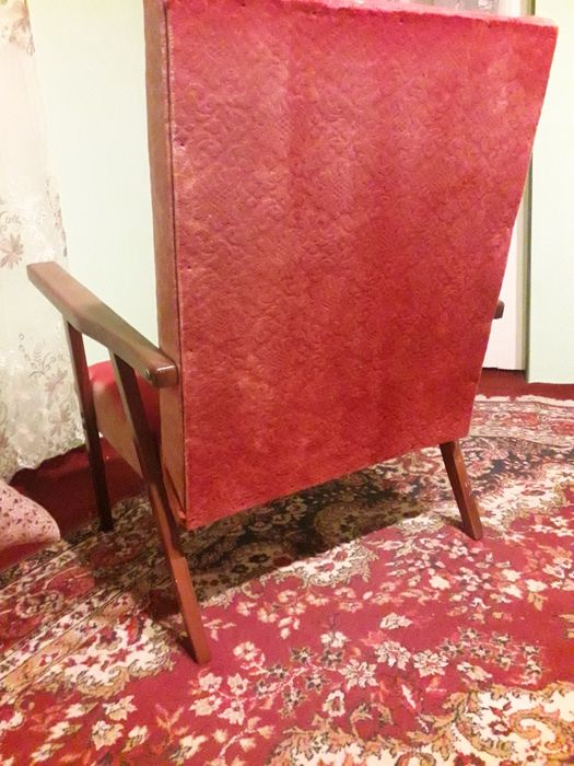 Măsuță cu fotolii