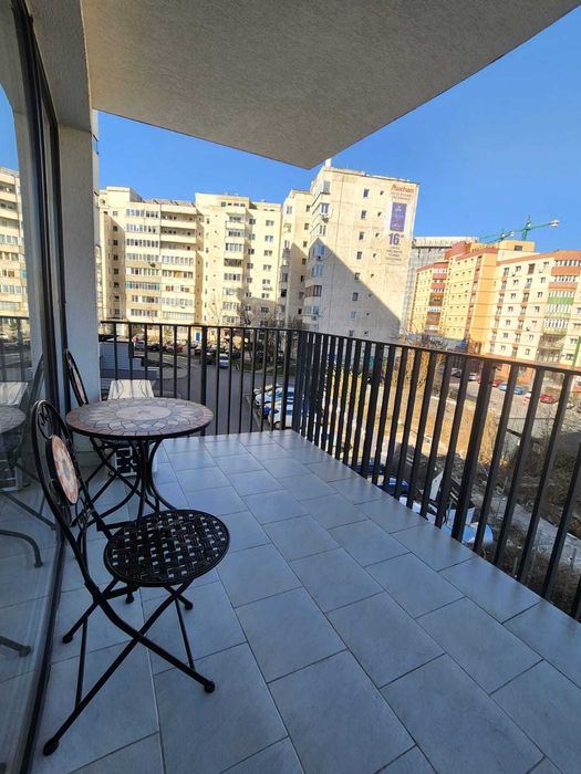 Inchiriez apartament 2 camere NOU - zona Magnolia Shopping Center