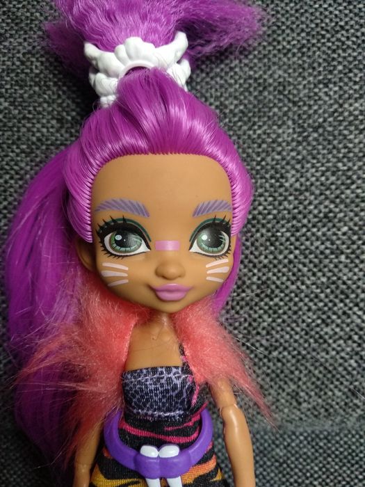 Кукла Cave Club.