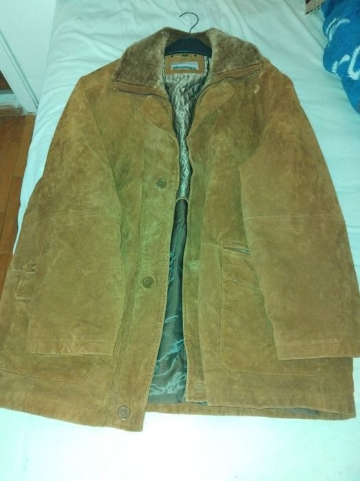 Haină din piele naturala