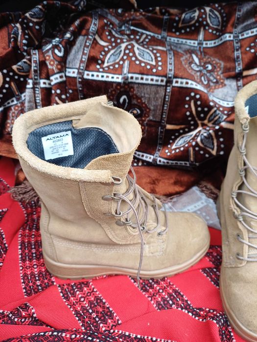 Bocanci militari Altama