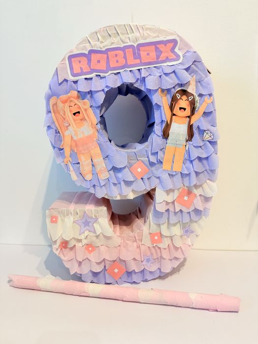 Роблокс пинята Roblox game