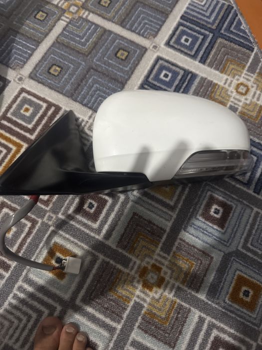 Toyota боковый стекла оргинал на 40-45