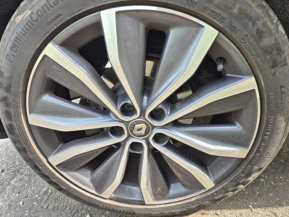 Jante si anvelope R19 originale Renault.