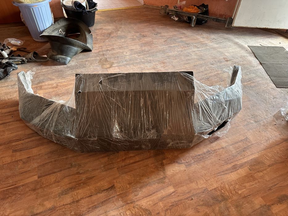 Продам бампер на базе усиленного.