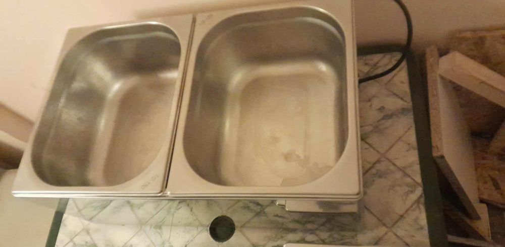 Топло бен мари за 2 големи или 4 малки тави