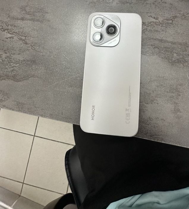 Honor 400 lite ,garantie/vand sau schimb