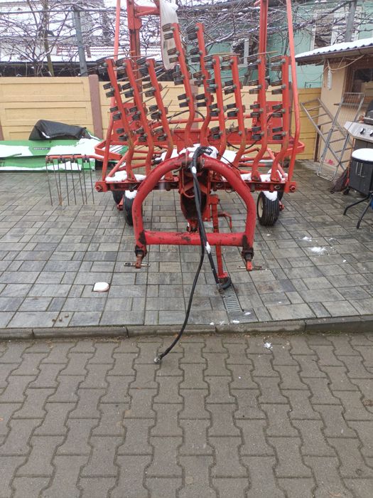 Greblă de adunat fan kuhn