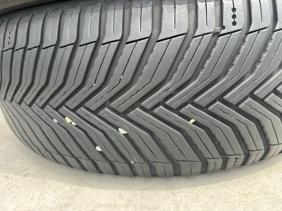 235/65/17-Michelin