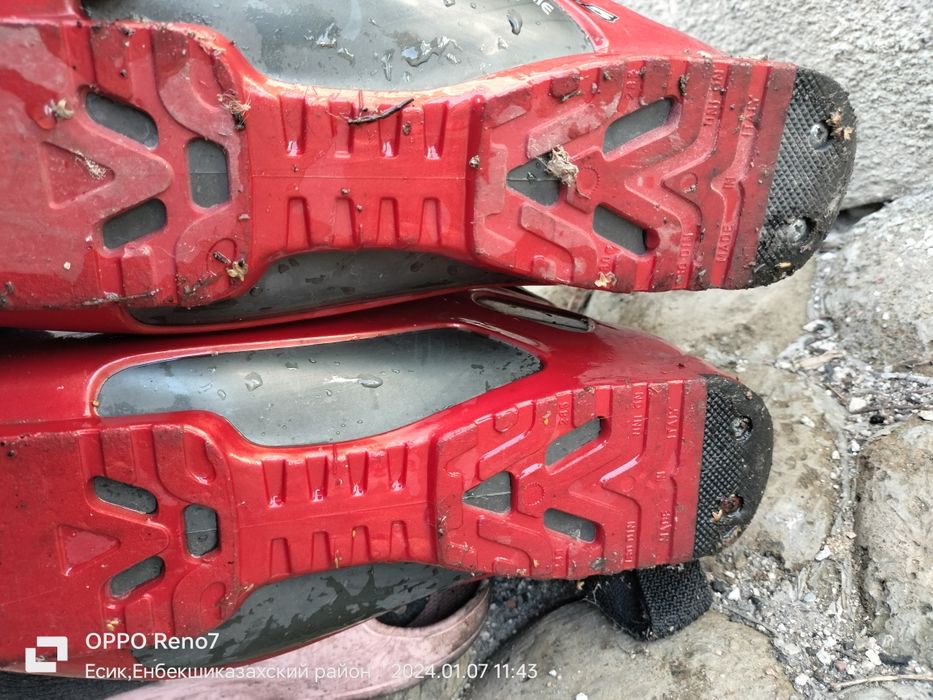 Лыжи в отличном состоянии