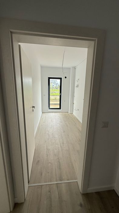 Inchiriez 2 camere Mrs Gradiniile Ploiesti / parter ideal firma birouri societate  3 locuri parcare