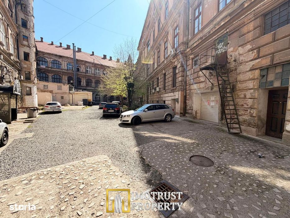 Garaj de vânzare - Ultracentral Arad - 50mp — fotografia 1